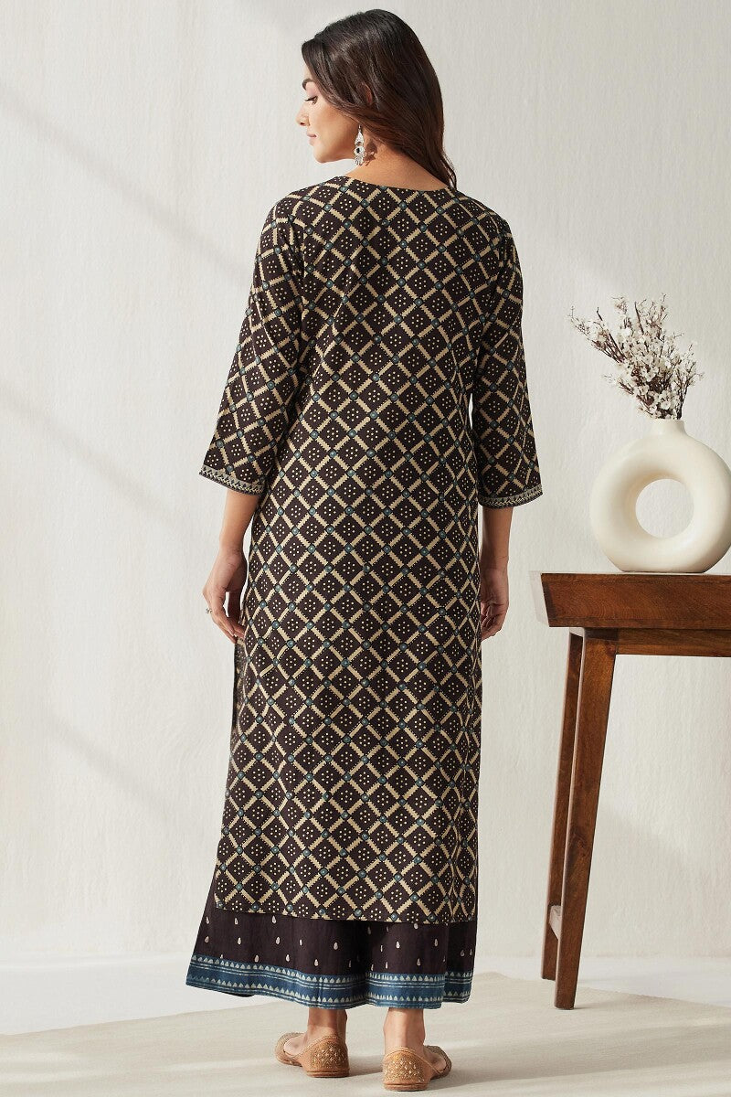 Sehra Kiara Ajrak Kurta