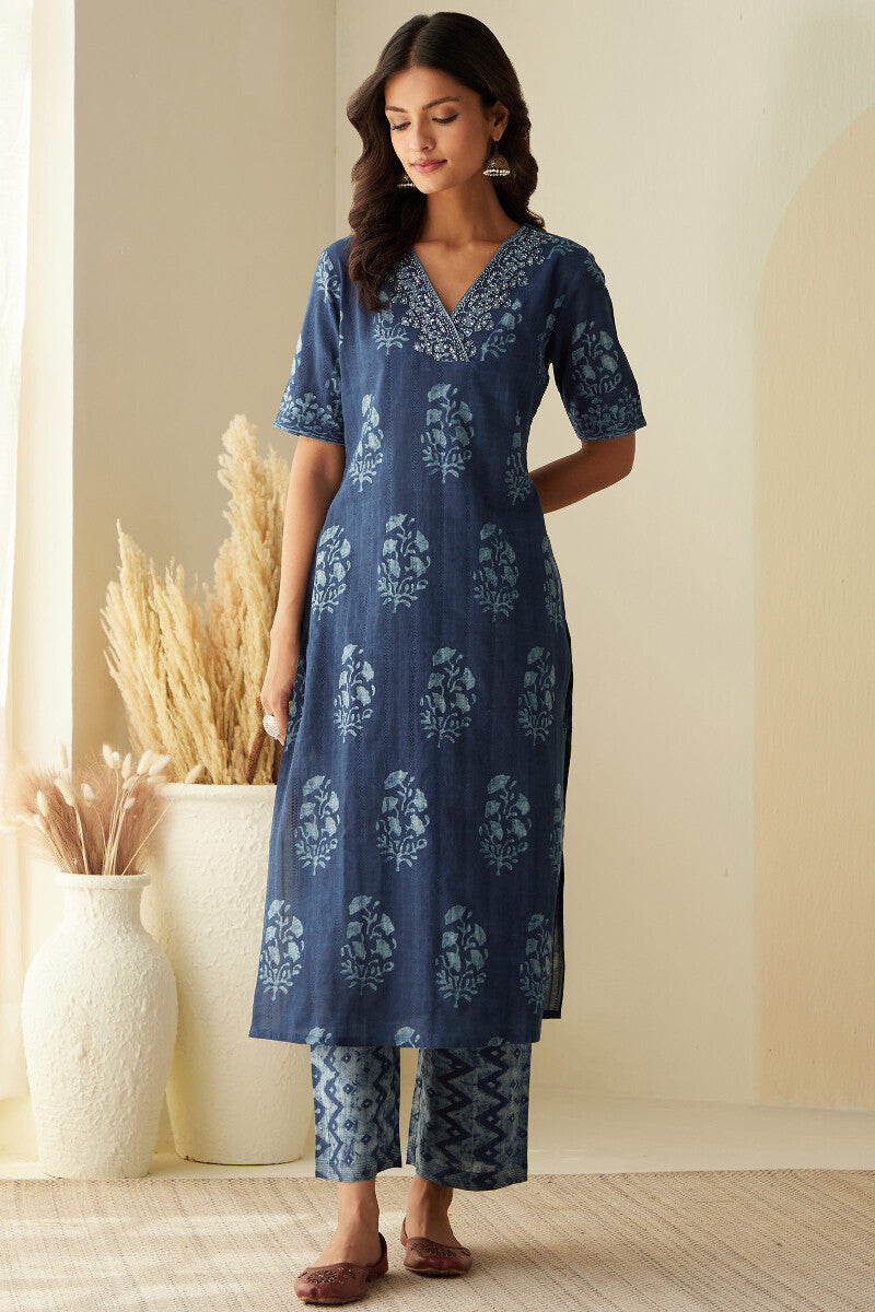Noor Rumaisa Akola Kurta