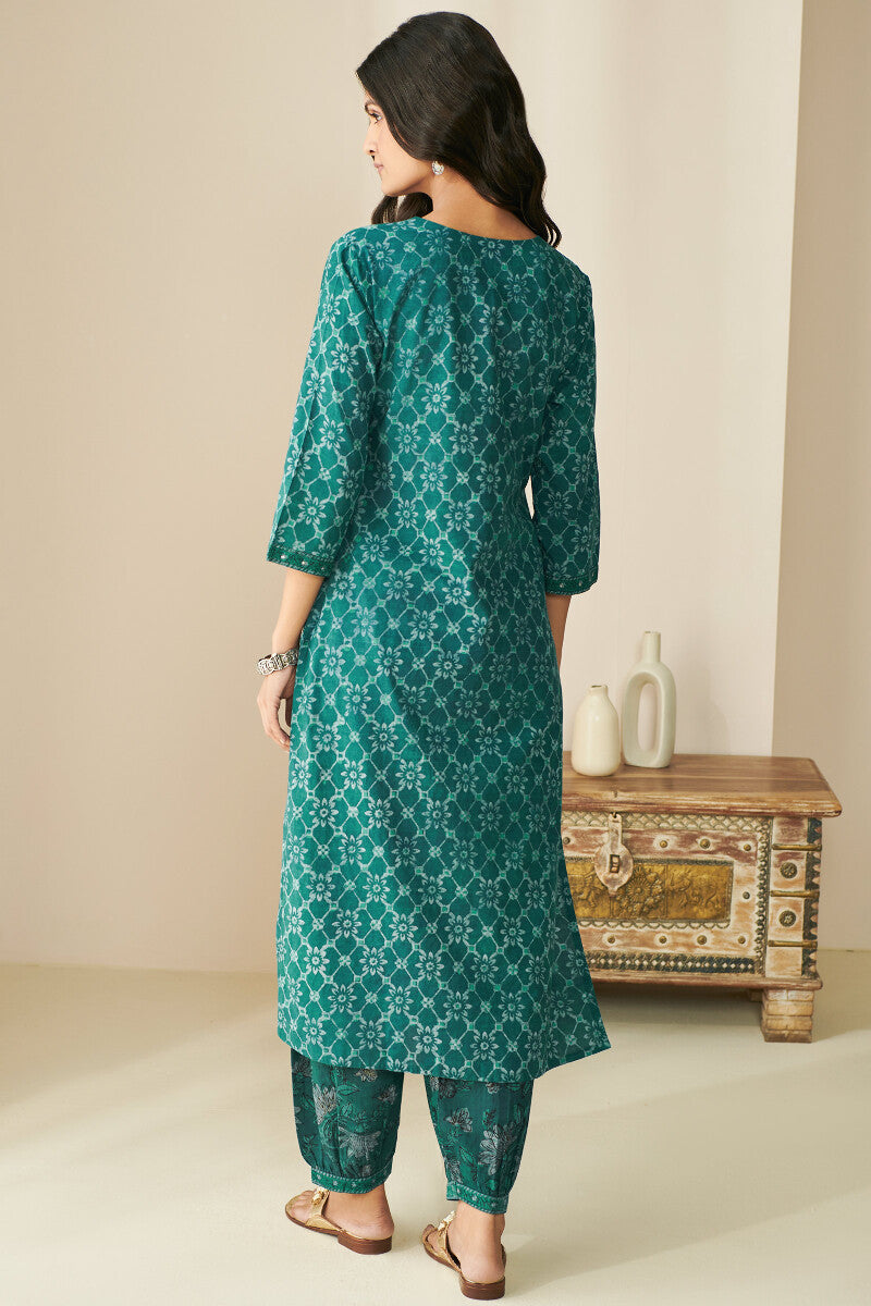 Sehra Aiza Akola Kurta