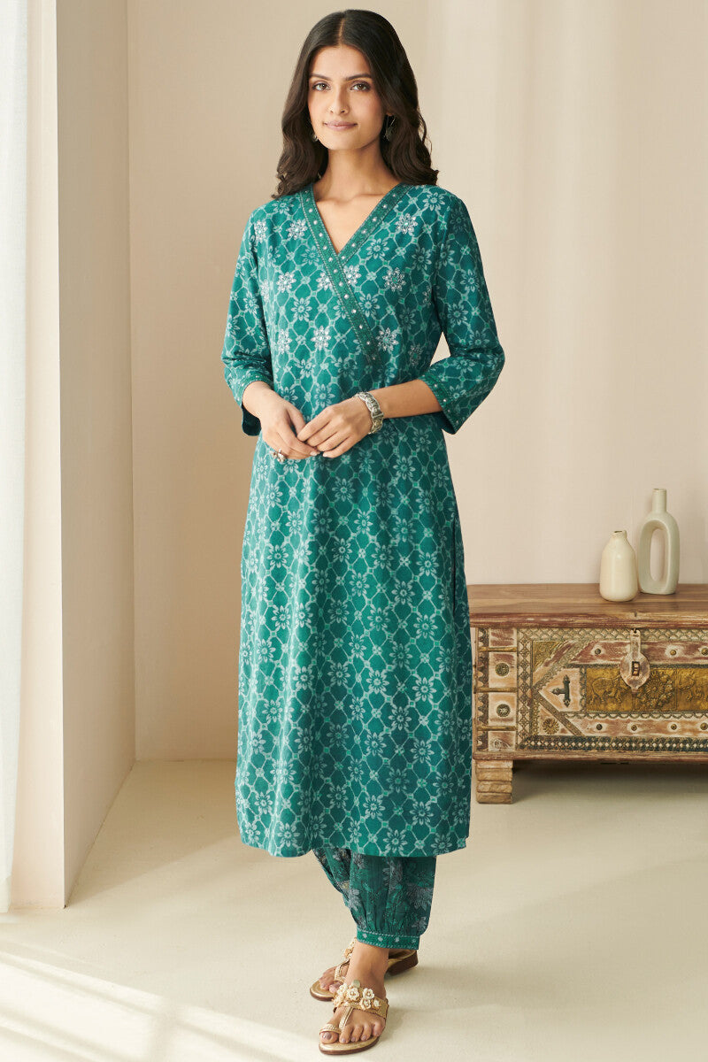Sehra Aiza Akola Kurta