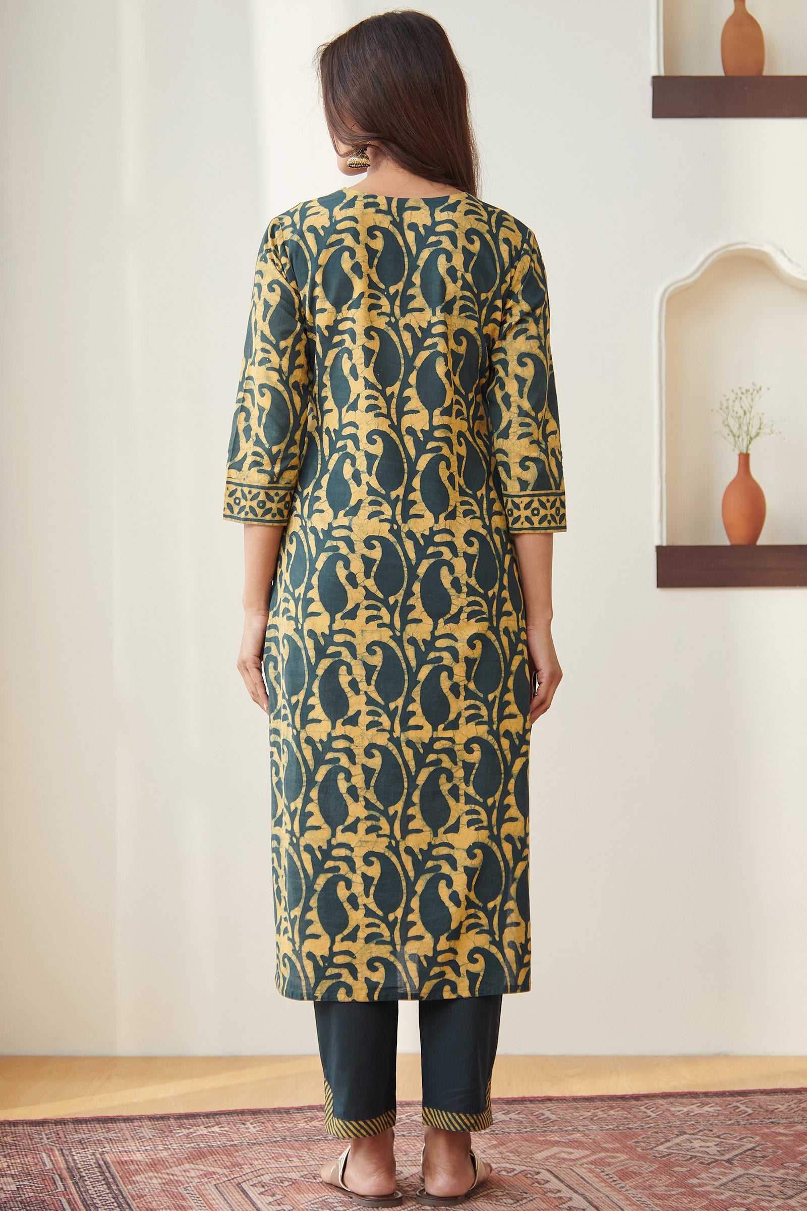 Surplus: Sehra Aisha Kurta