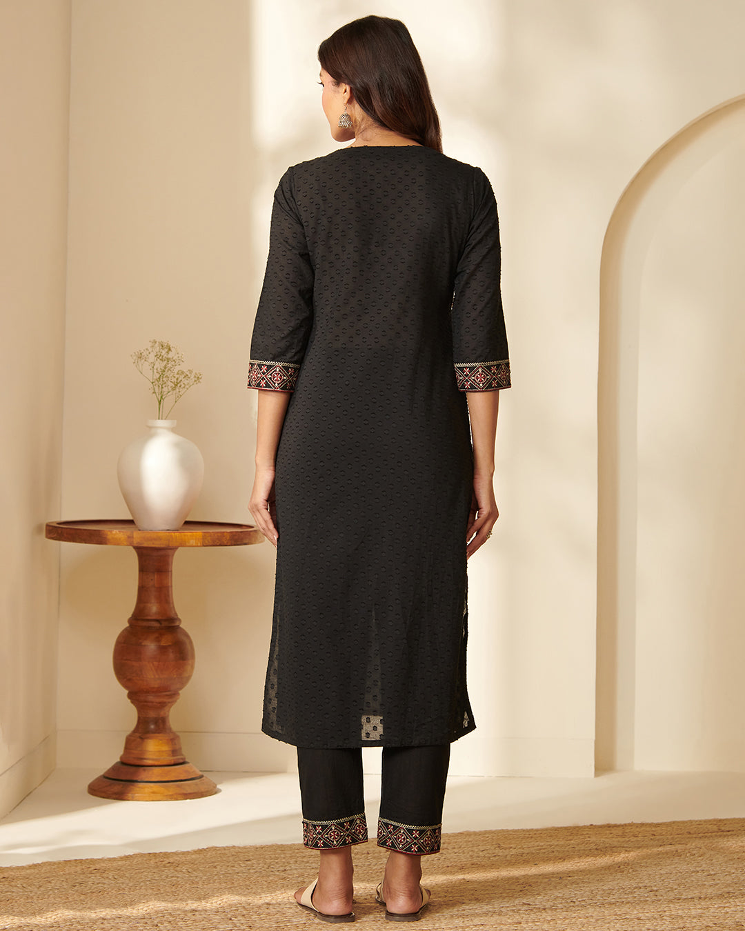 Mehraab Safiya Black Kurta