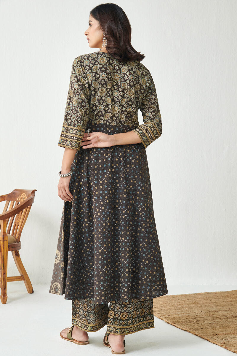 Sehra Rahima Ajrak Kurta