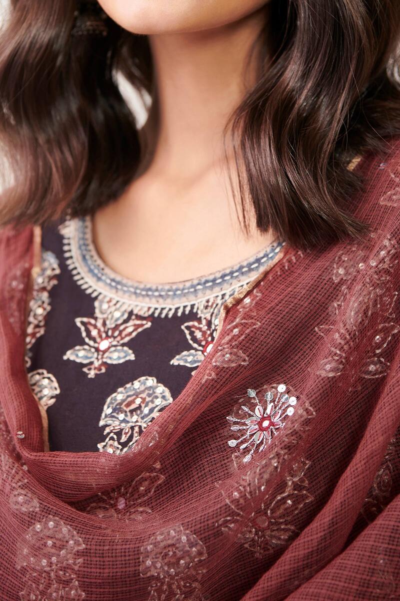 Sehra Tazmeen Kota Dupatta