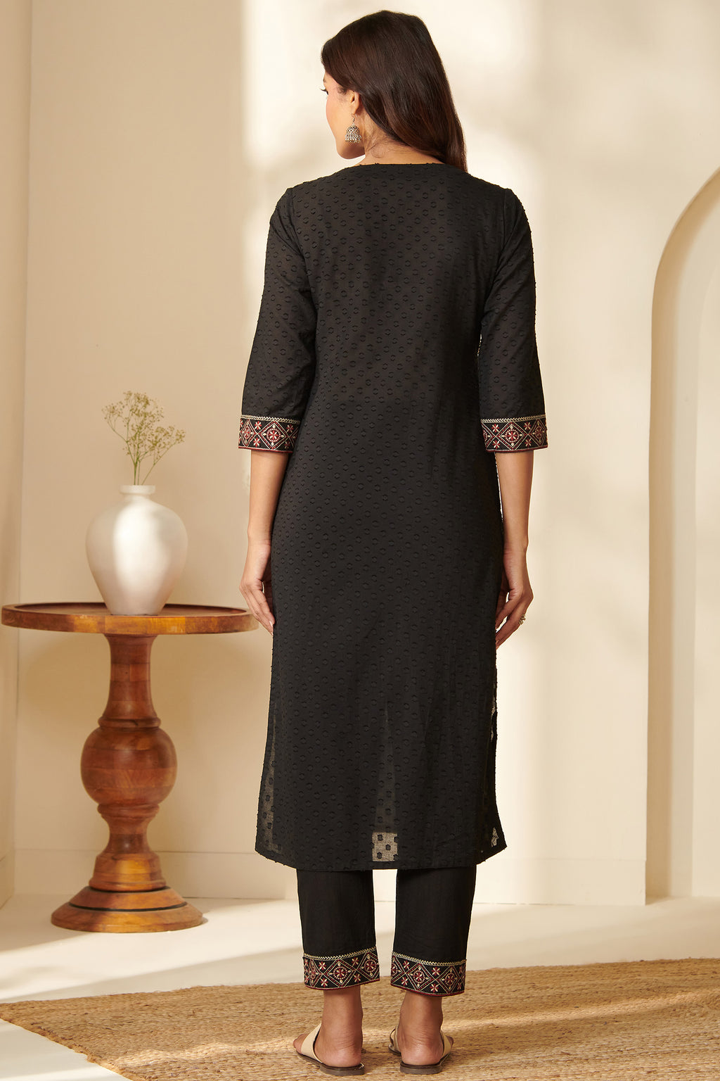 Mehraab Safiya Black Kurta