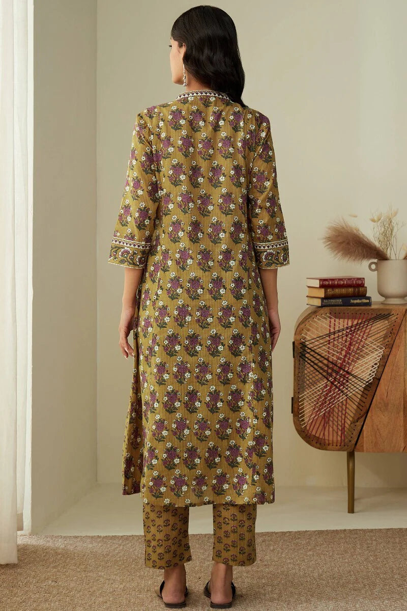 Gauhar Aaira Sanganeri Kurta