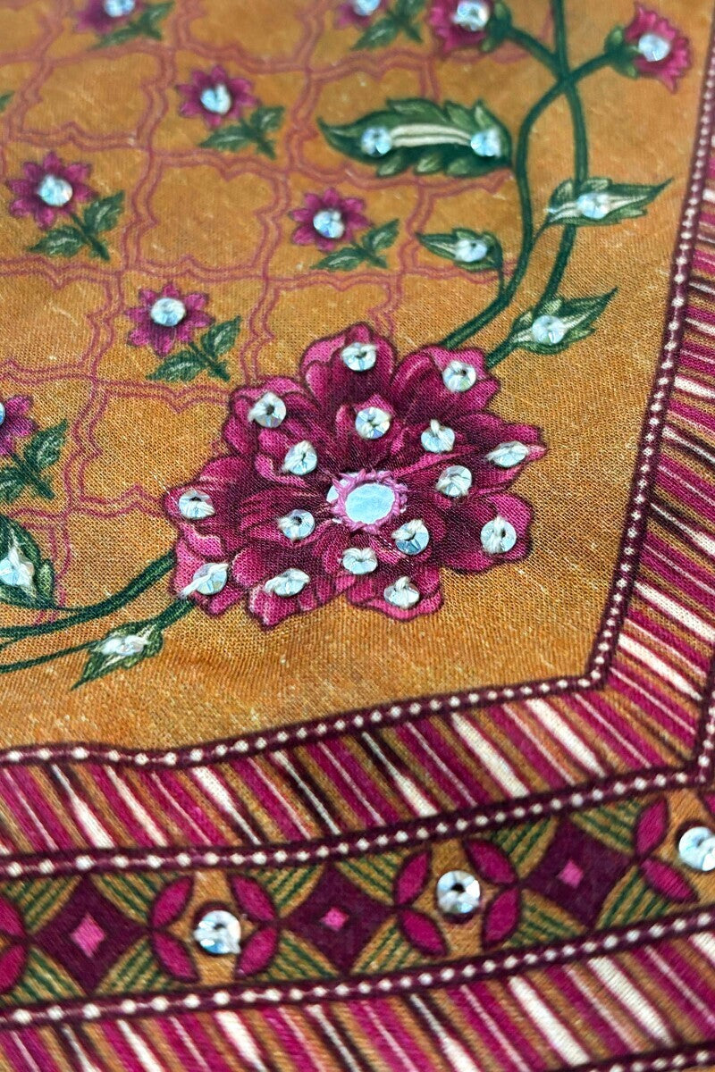 Mahnoor Ameera Kurta