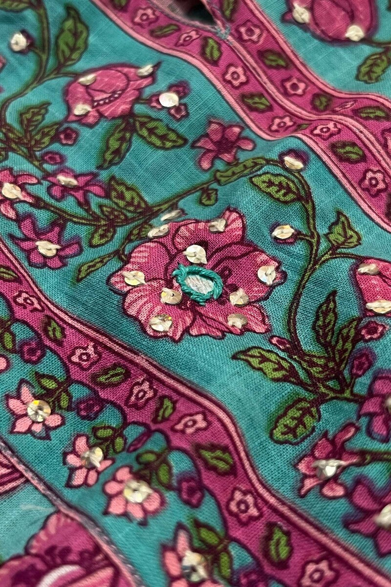 Mehreen Nazneen Kurta