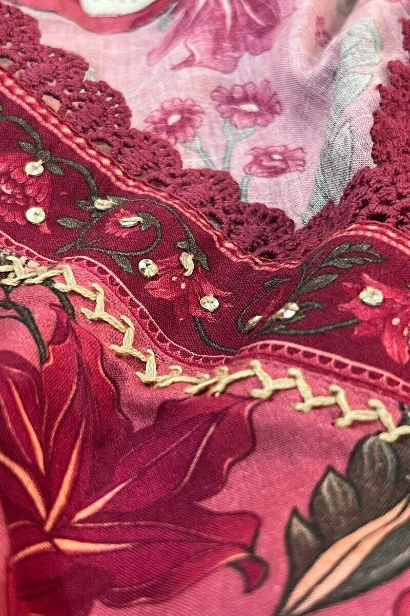 Mahnoor Rehmat Kurta