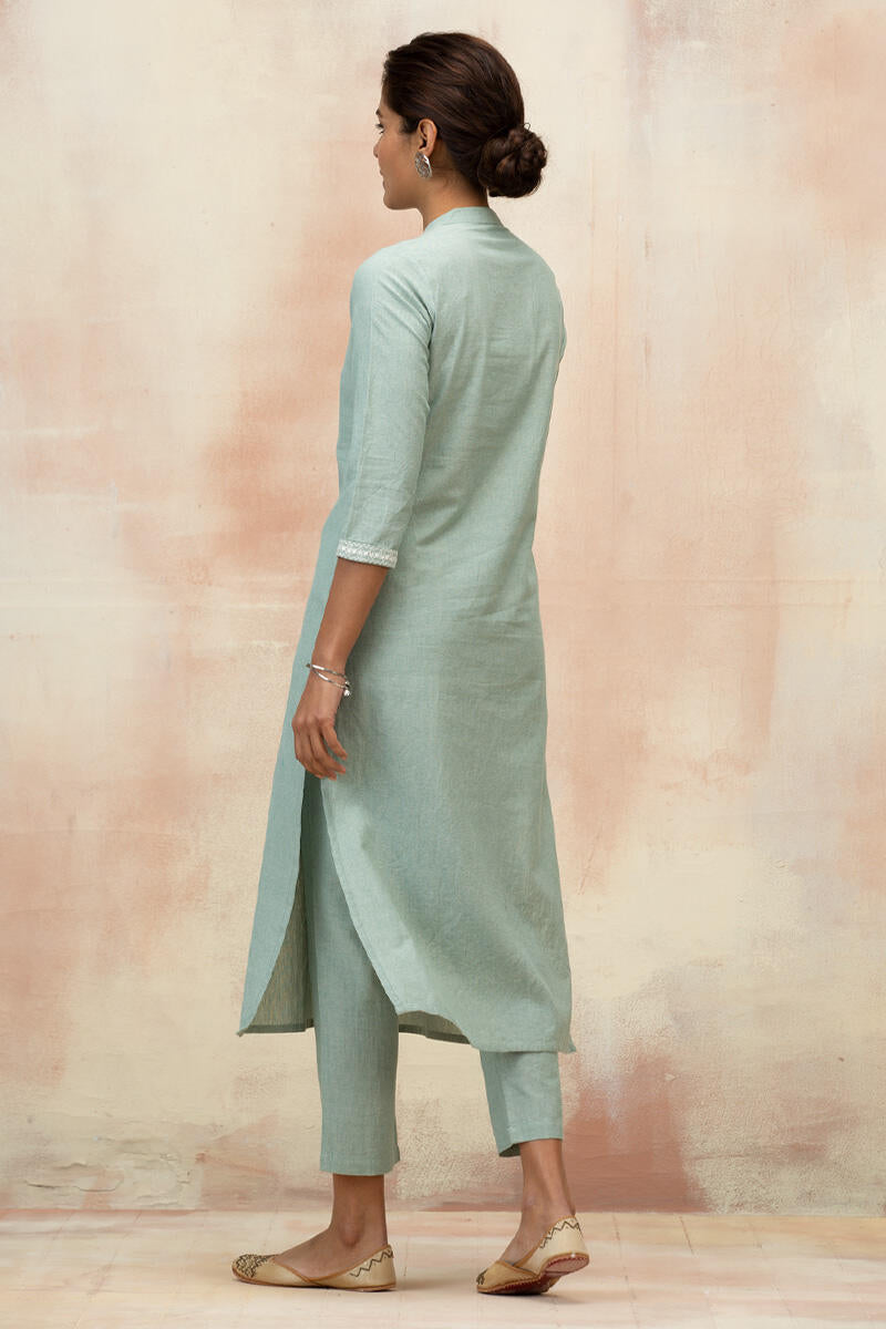 Naadirah Ruhani Handloom Kurta