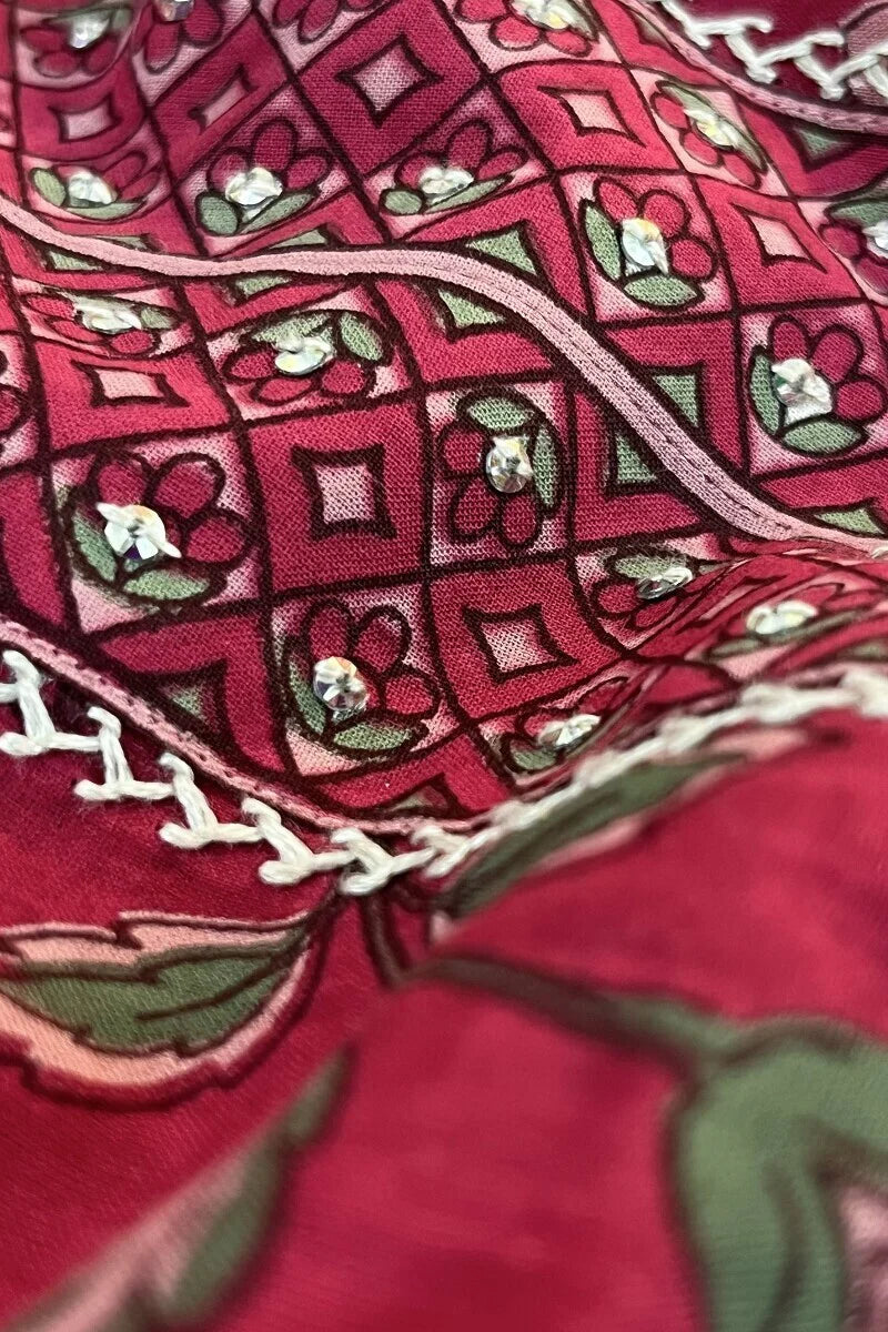 Surplus: Mehreen Nida Kaftan