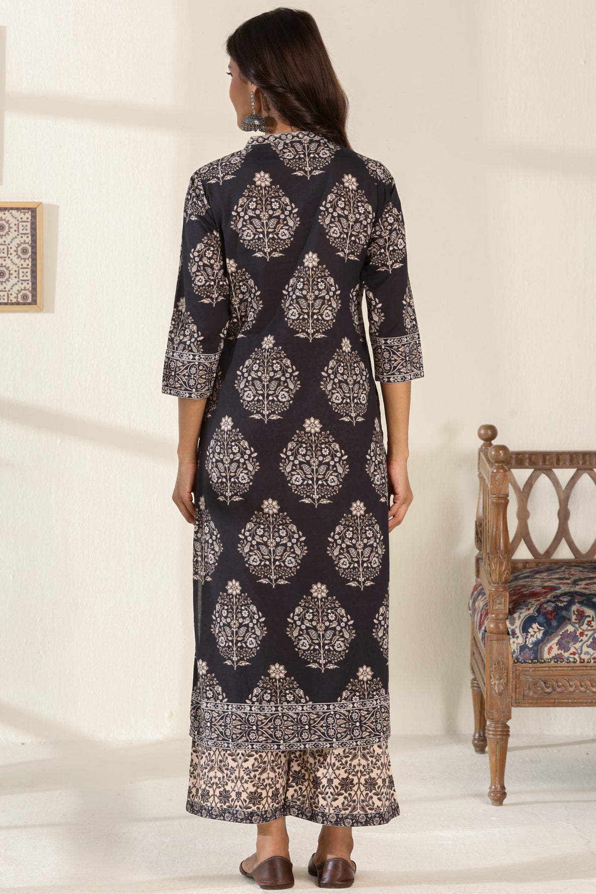 Roz Meher Rahila Kurta