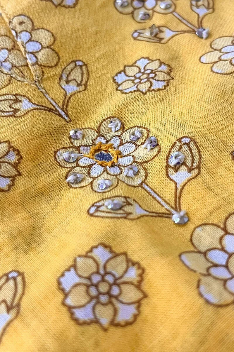 Surplus: Gulraiz Rehmat Sanganeri Kurta