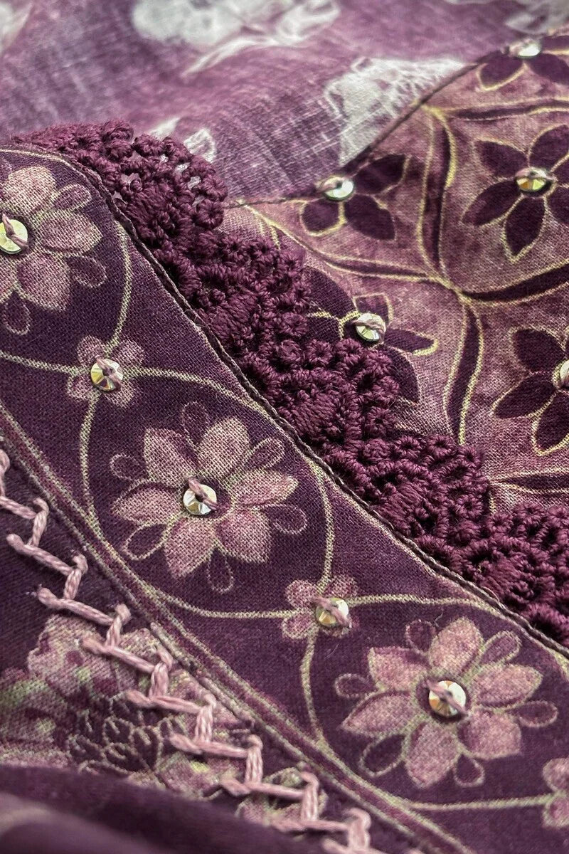 Mahnoor Siya Kurta