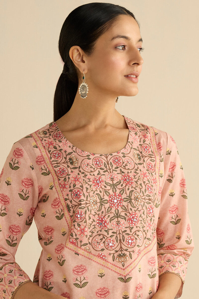 Gulraiz Farhat Kurta