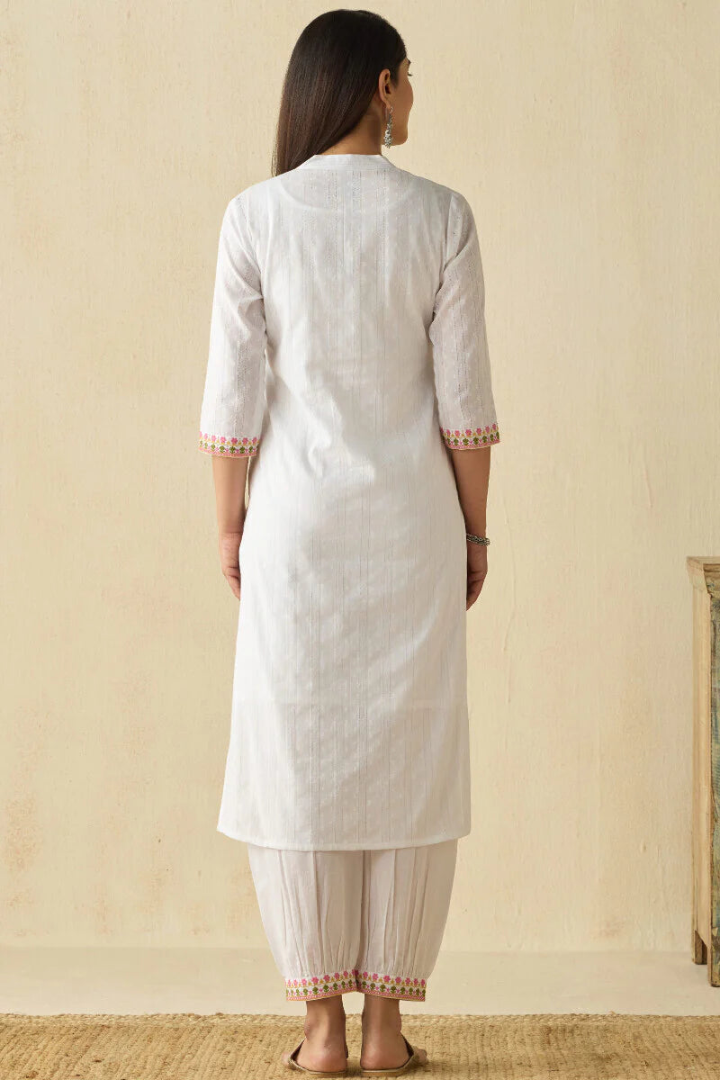 Surplus: Mehraab Sukoon Kurta