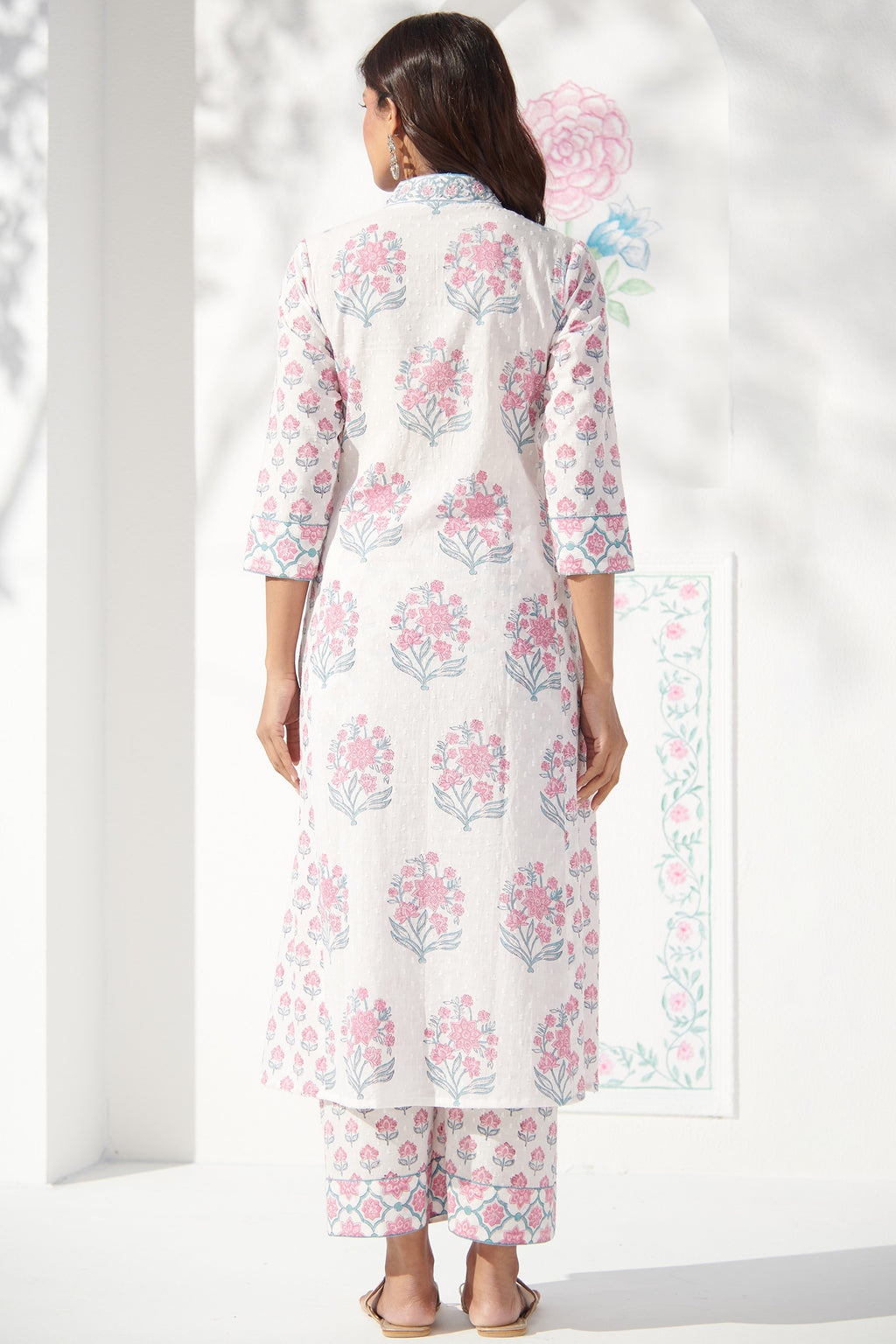 Surplus: Gulbahar Sumeera Sanganeri Kurta