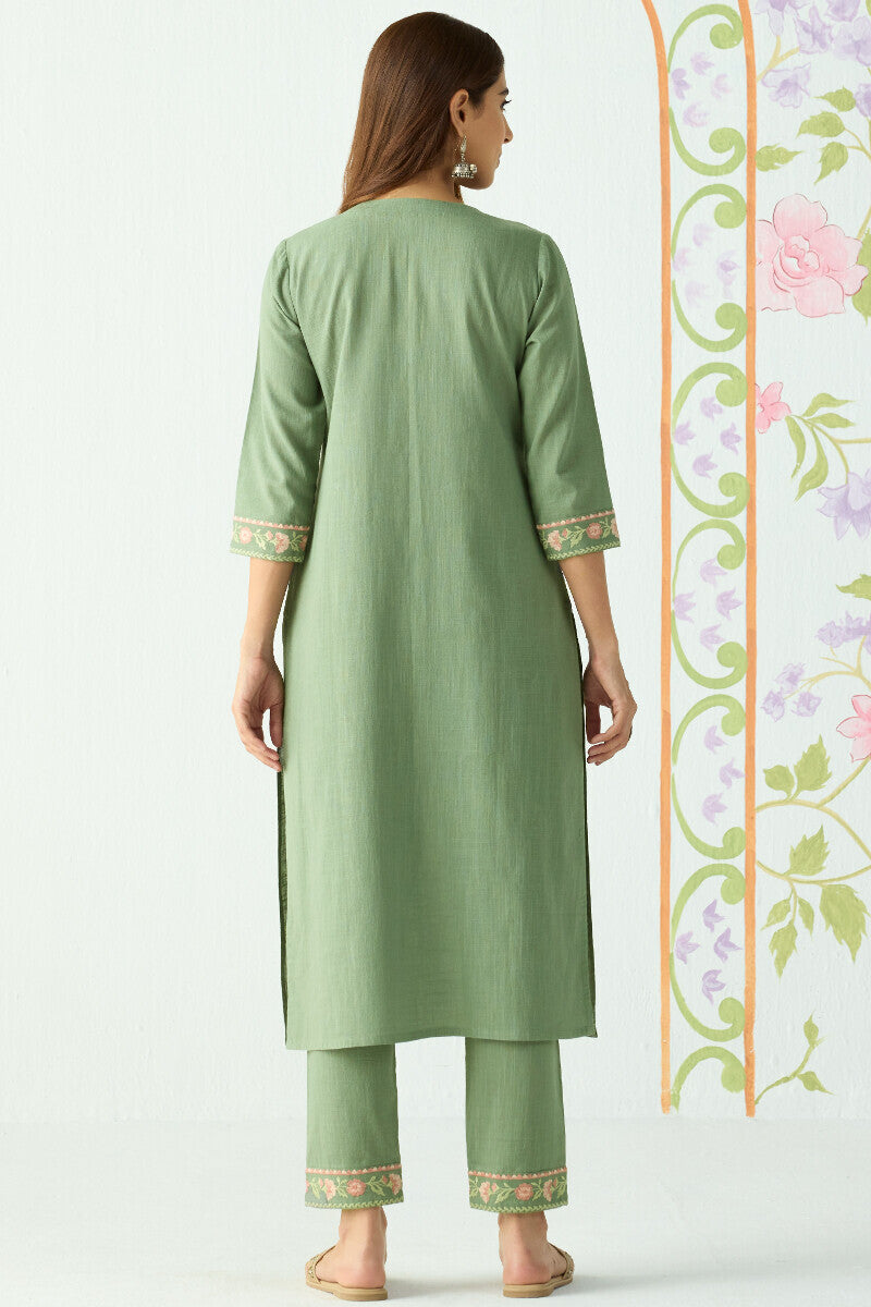 Mehraab Siya Kurta
