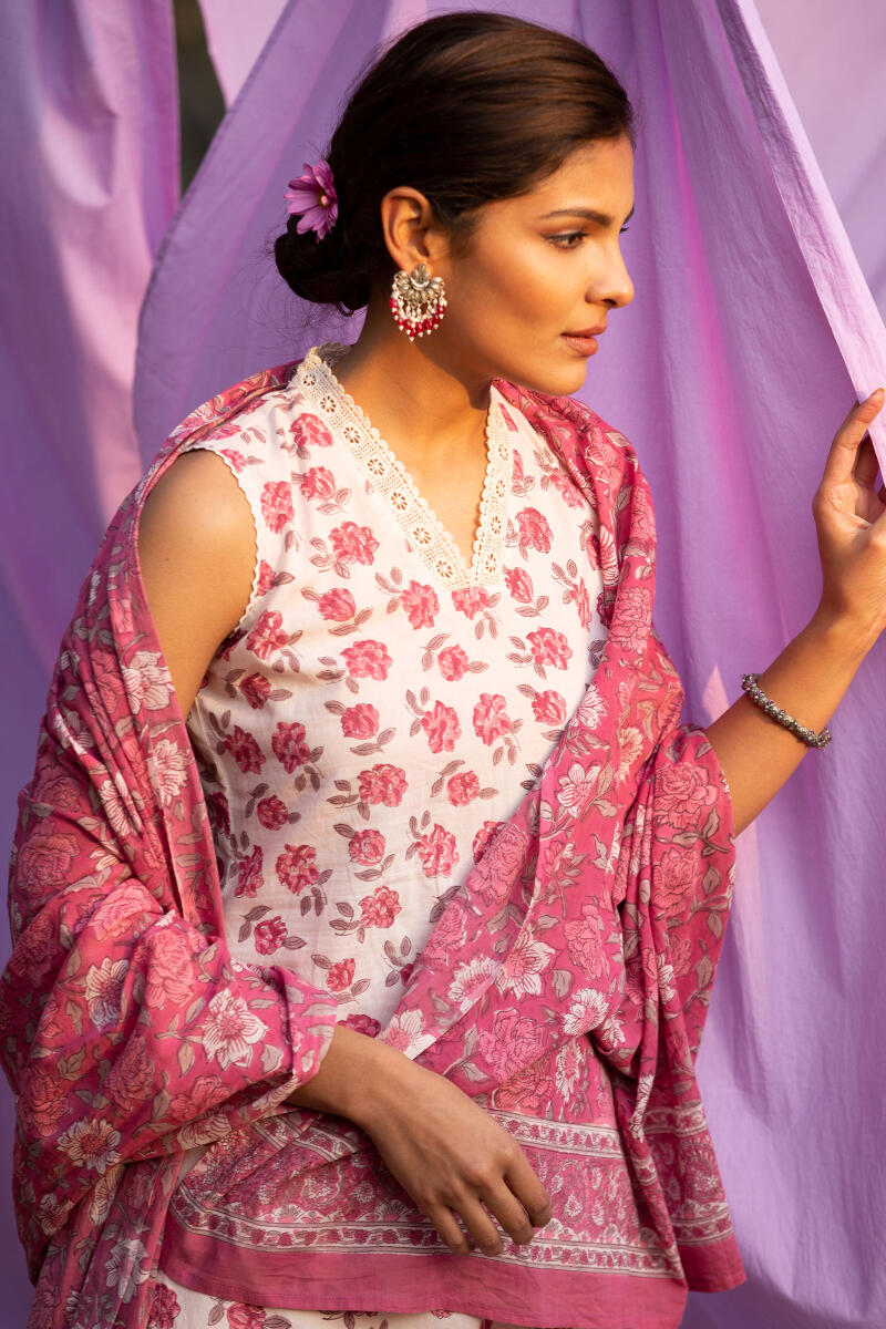 Gulbarg Shirin Kurta