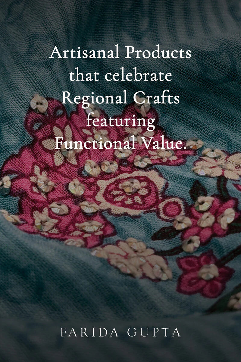 Surplus: Roz Meher Nahid Kurta