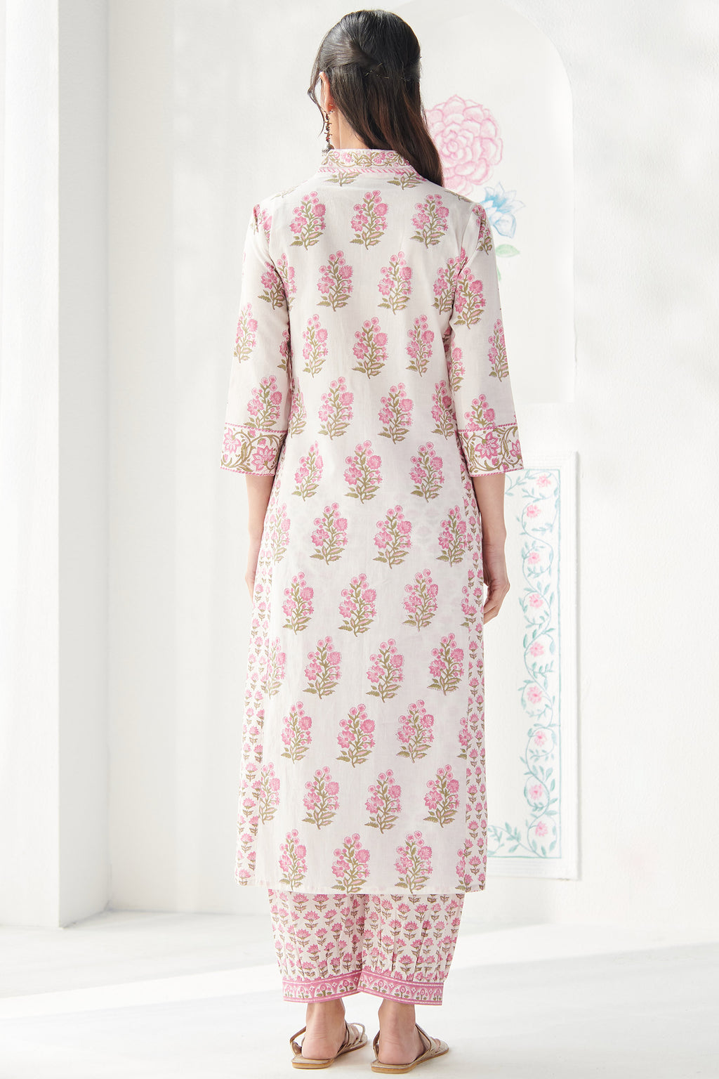 Surplus: Gulbahar Zubeida Sanganeri Kurta