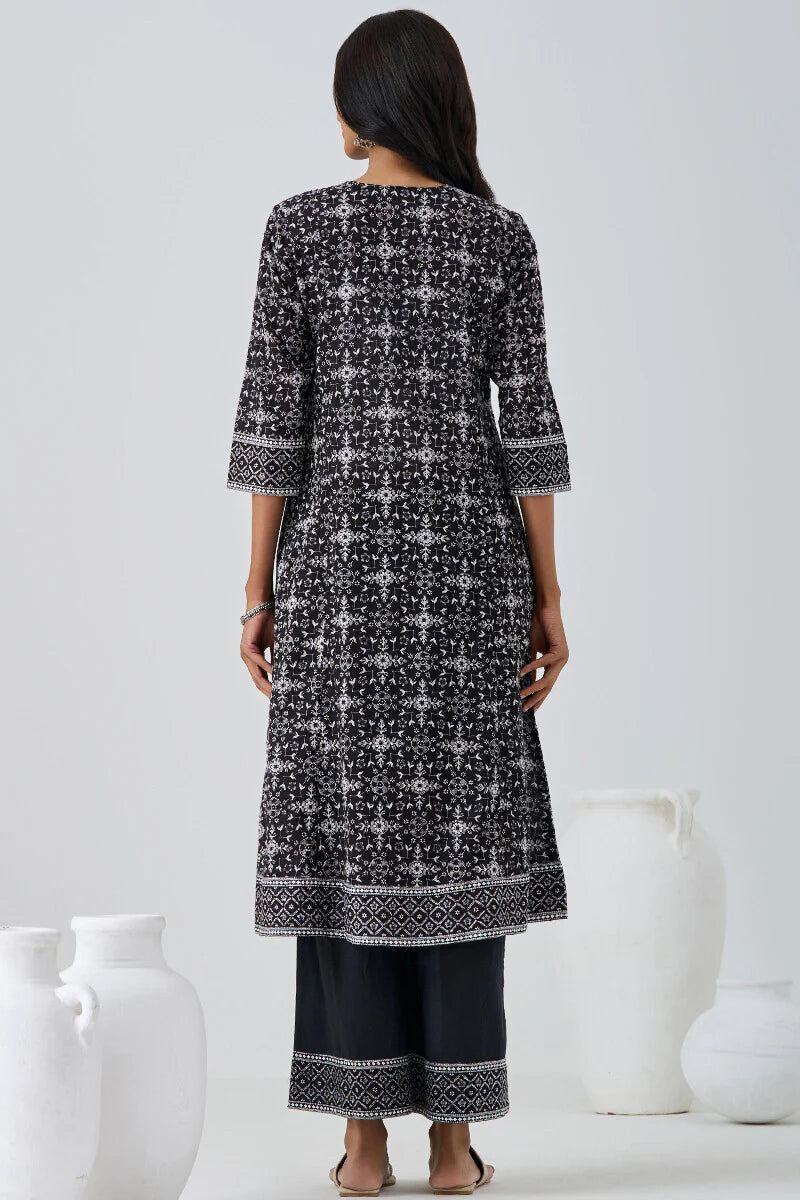 Surplus: Mumtaz Rehmat Kurta