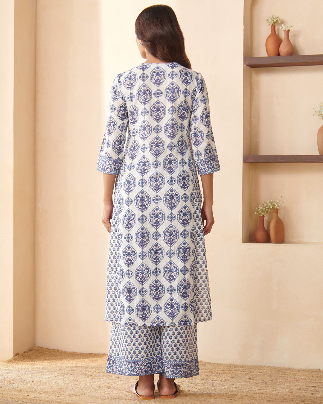 Neelofar Nihad Sanganeri Kurta