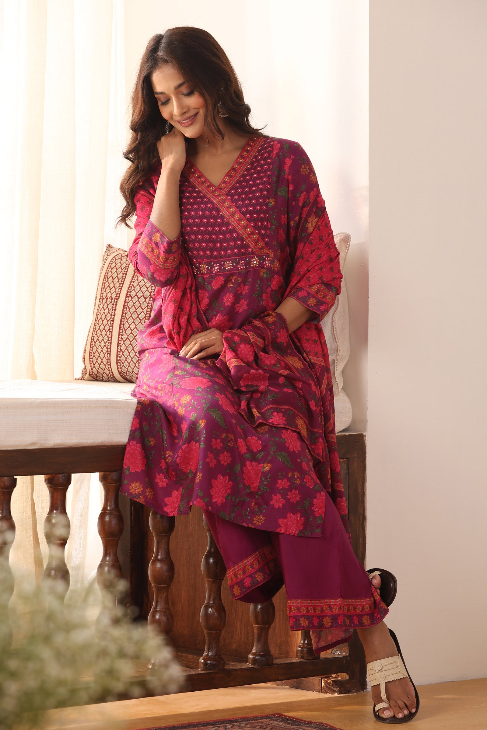 Mahnoor Kiara Kurta