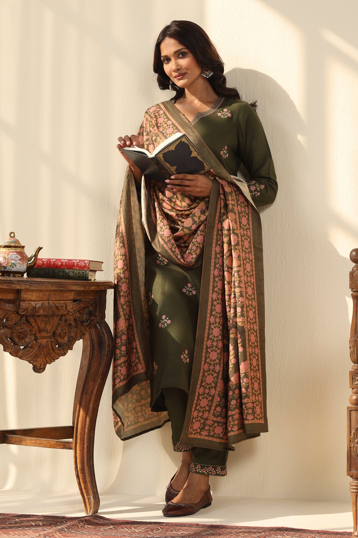 Surplus: Naadirah Parisa Faux Wool Kurta