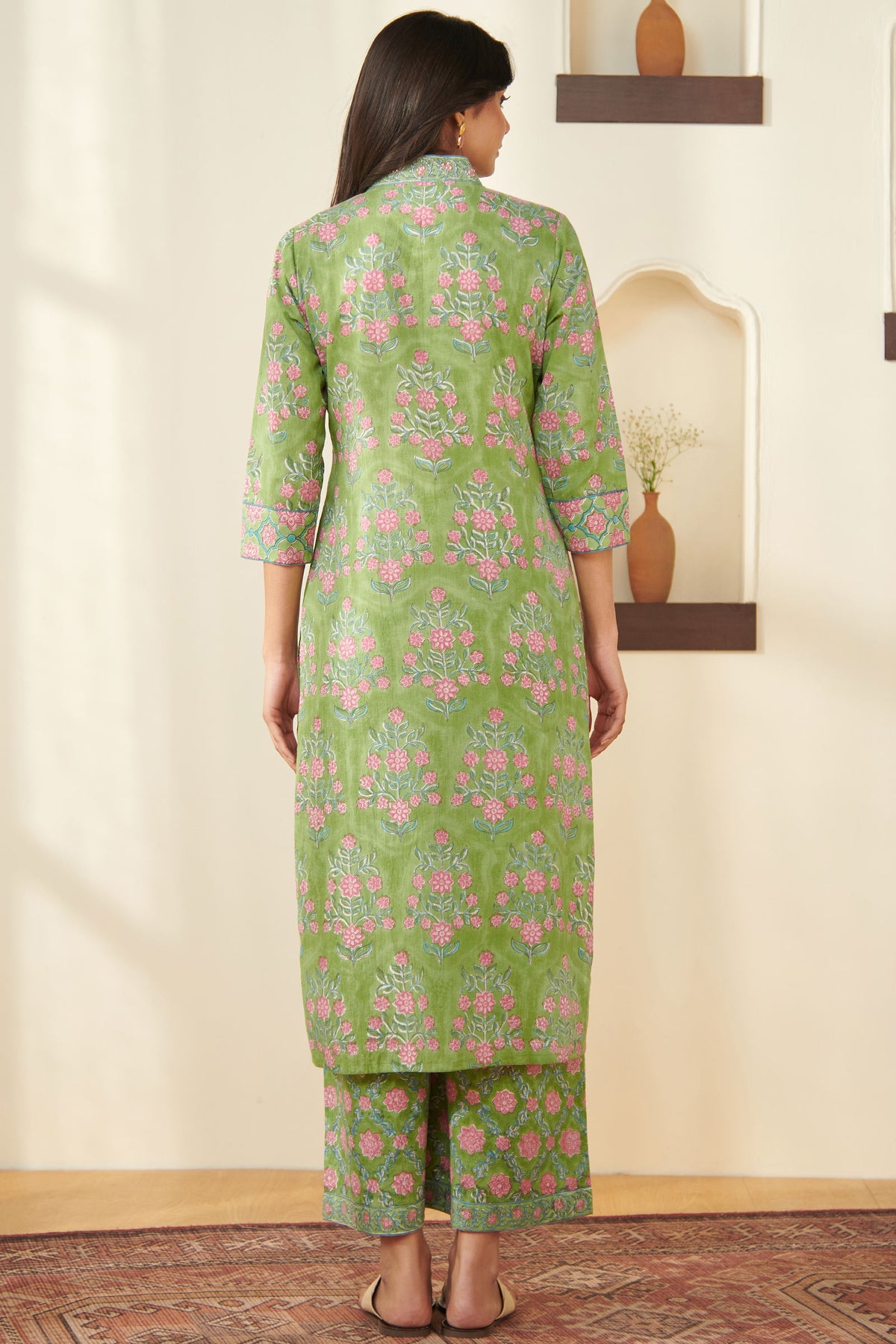 Gulbarg Mumtaz Kurta