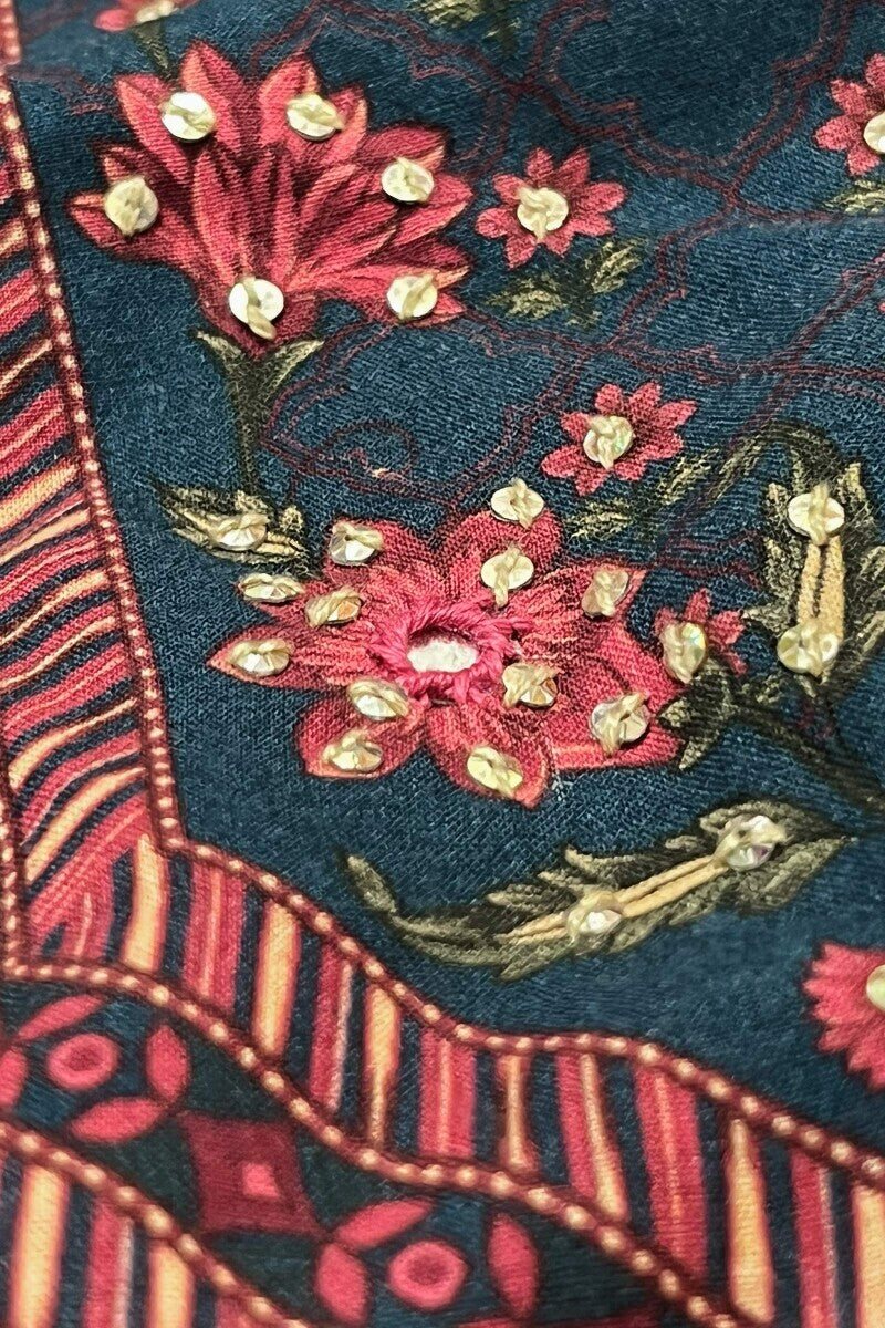 Mahnoor Nida Kurta