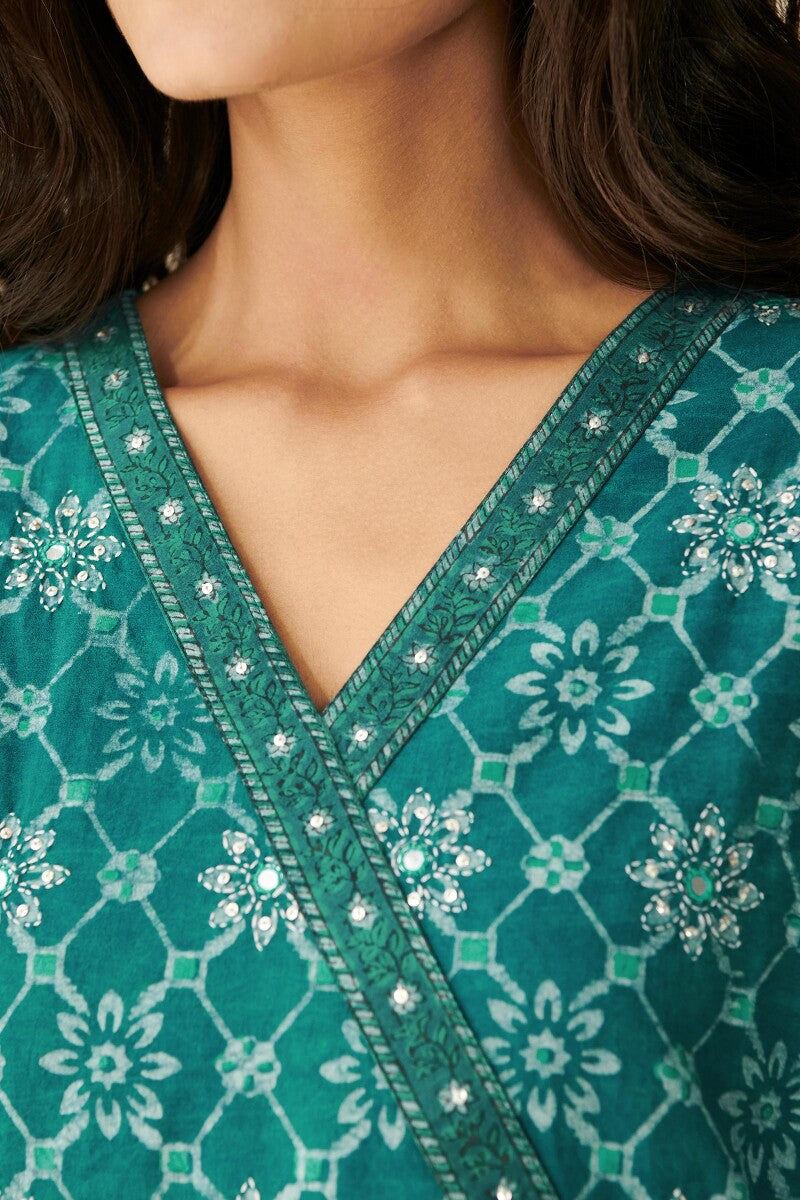 Sehra Aiza Akola Kurta