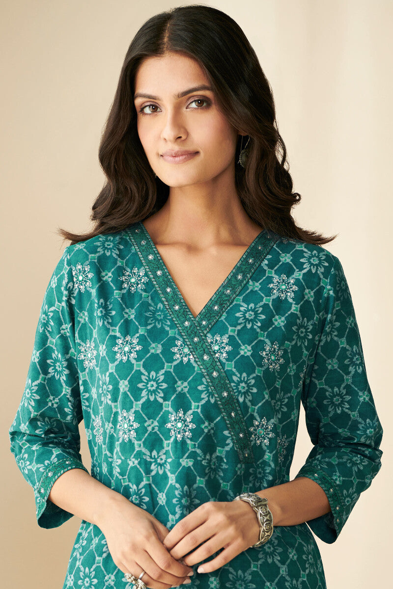 Sehra Aiza Akola Kurta