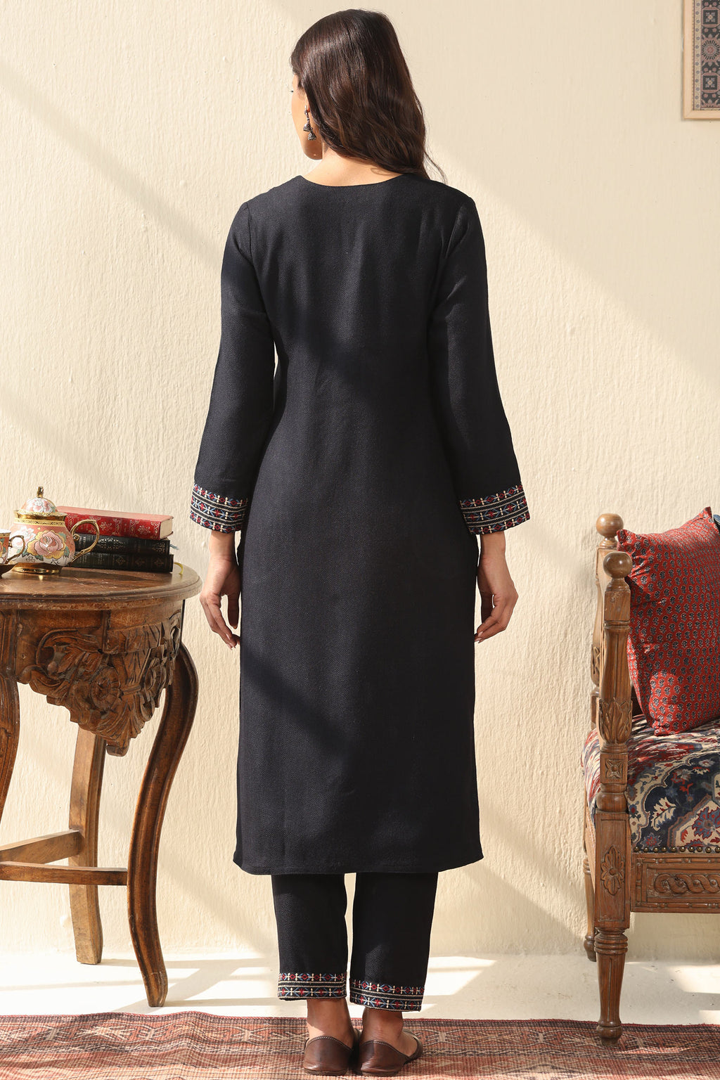 Naadirah Zarina Faux Wool Kurta