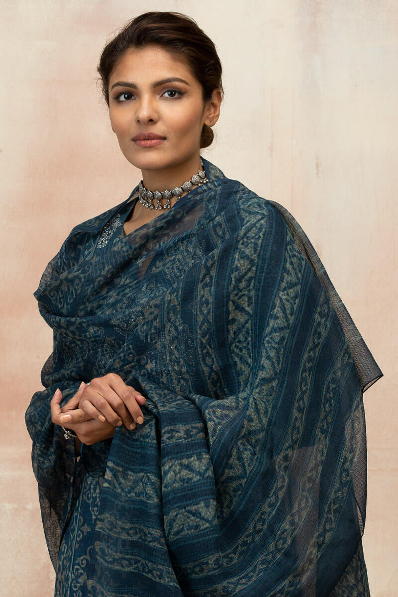 Rehnuma Afreen Dupatta