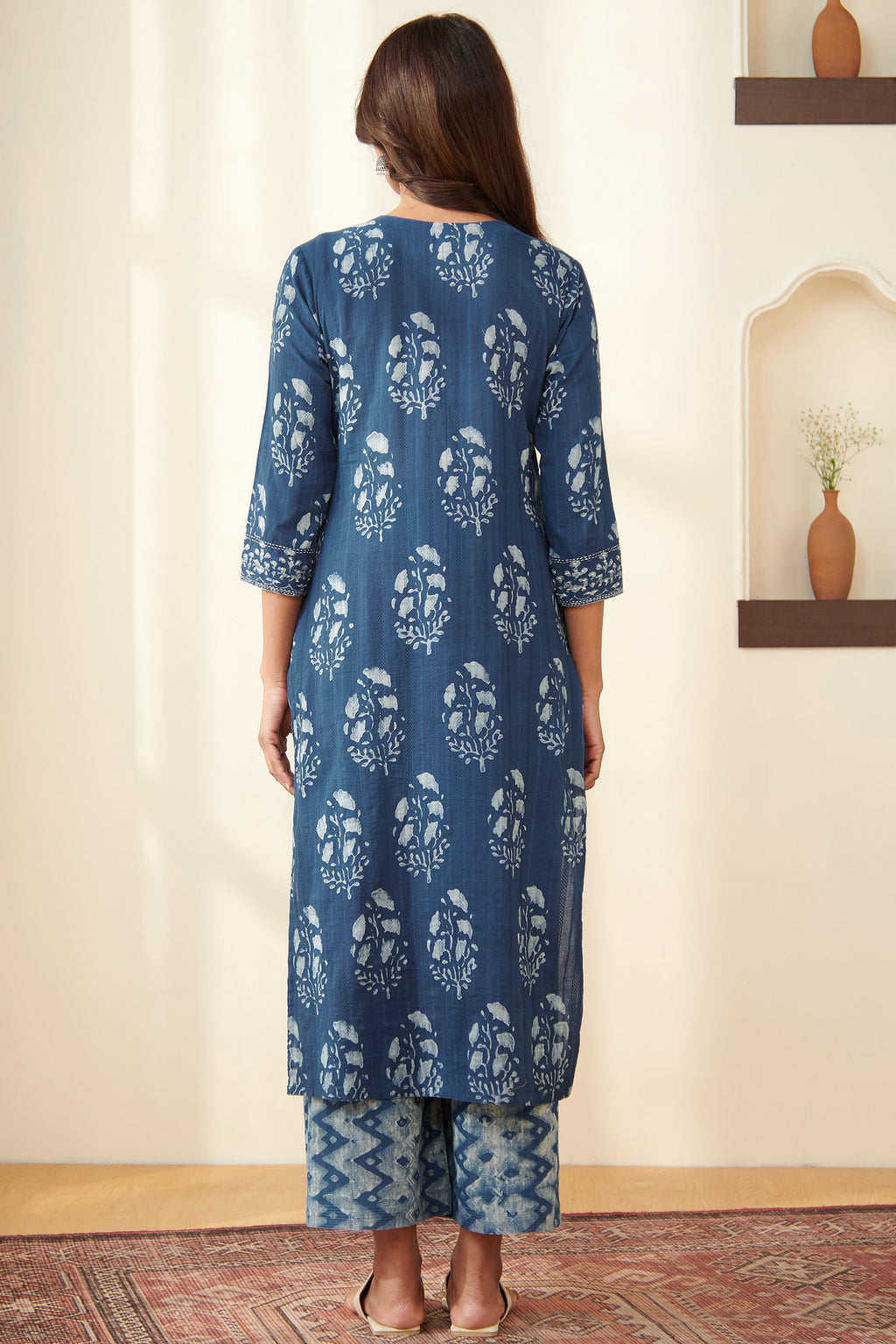 Surplus: Noor Rumaisa Akola Kurta