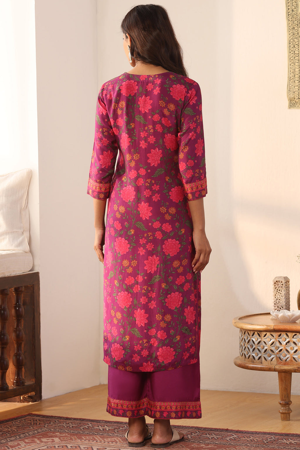 Mahnoor Kiara Kurta