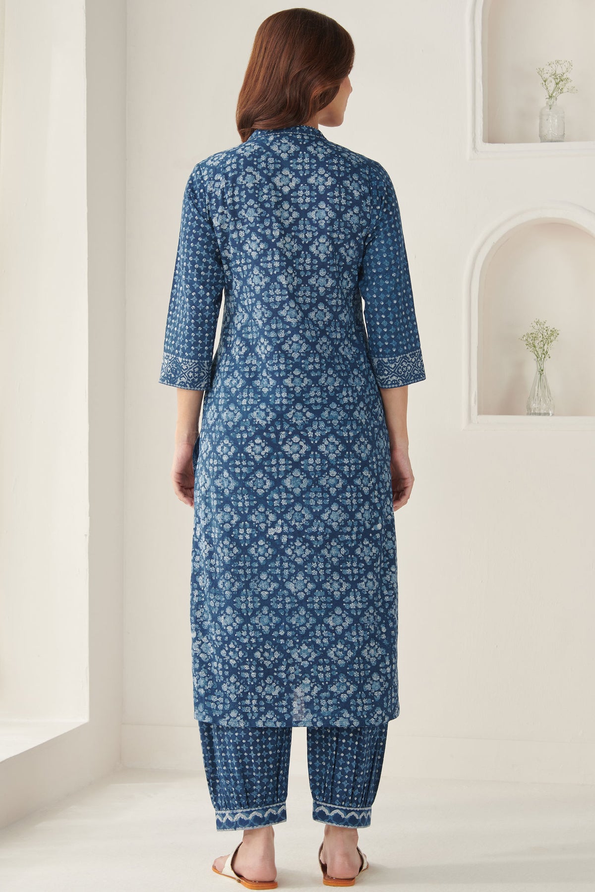 Surplus: Sehra Nusrat Indigo Kurta
