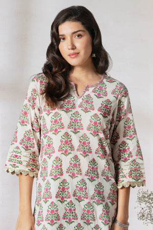 Gul Bano Zainab Sanganeri Kurta