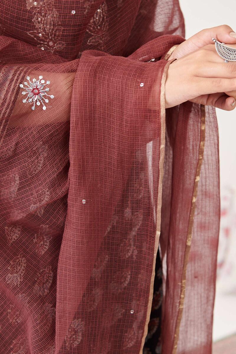 Sehra Tazmeen Kota Dupatta