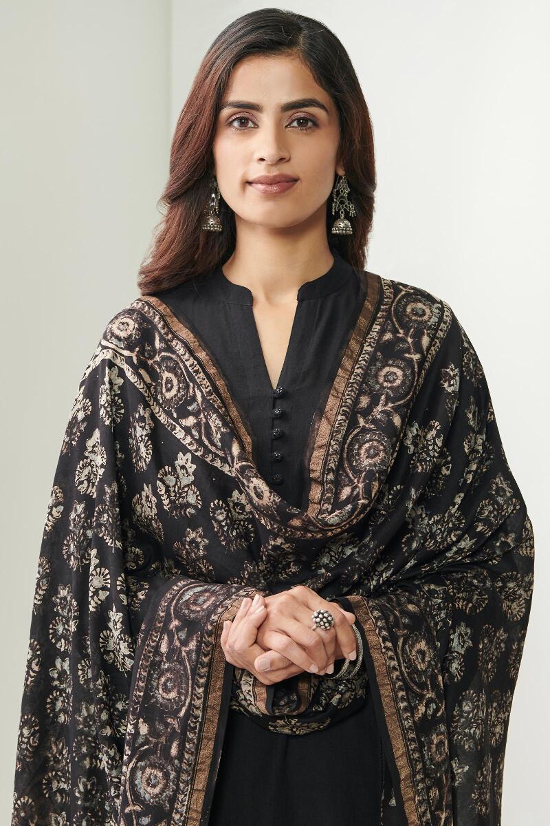 Nasrine Mehnaz Ajrak Chanderi Dupatta