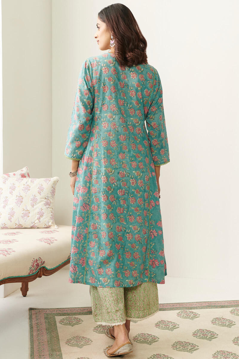 Gulbarg Zubeda Kurta