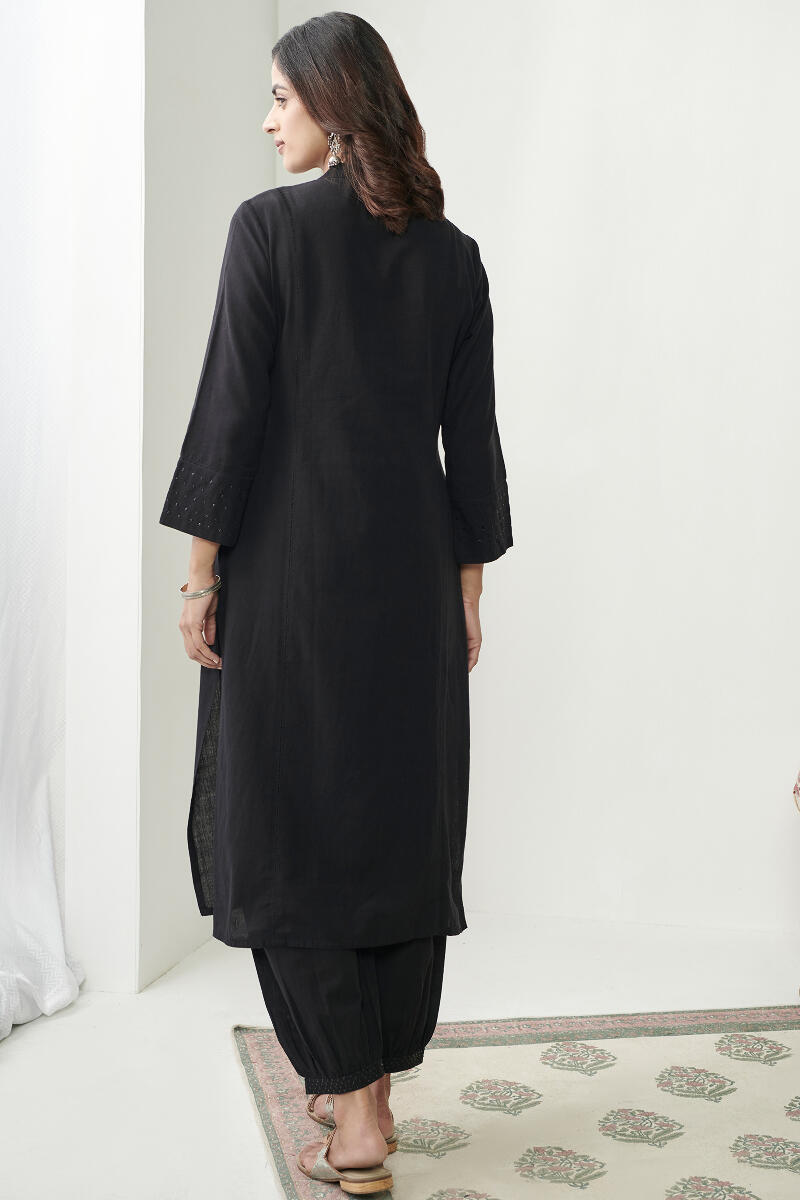 Nasrine Mehnaz Handloom Kurta