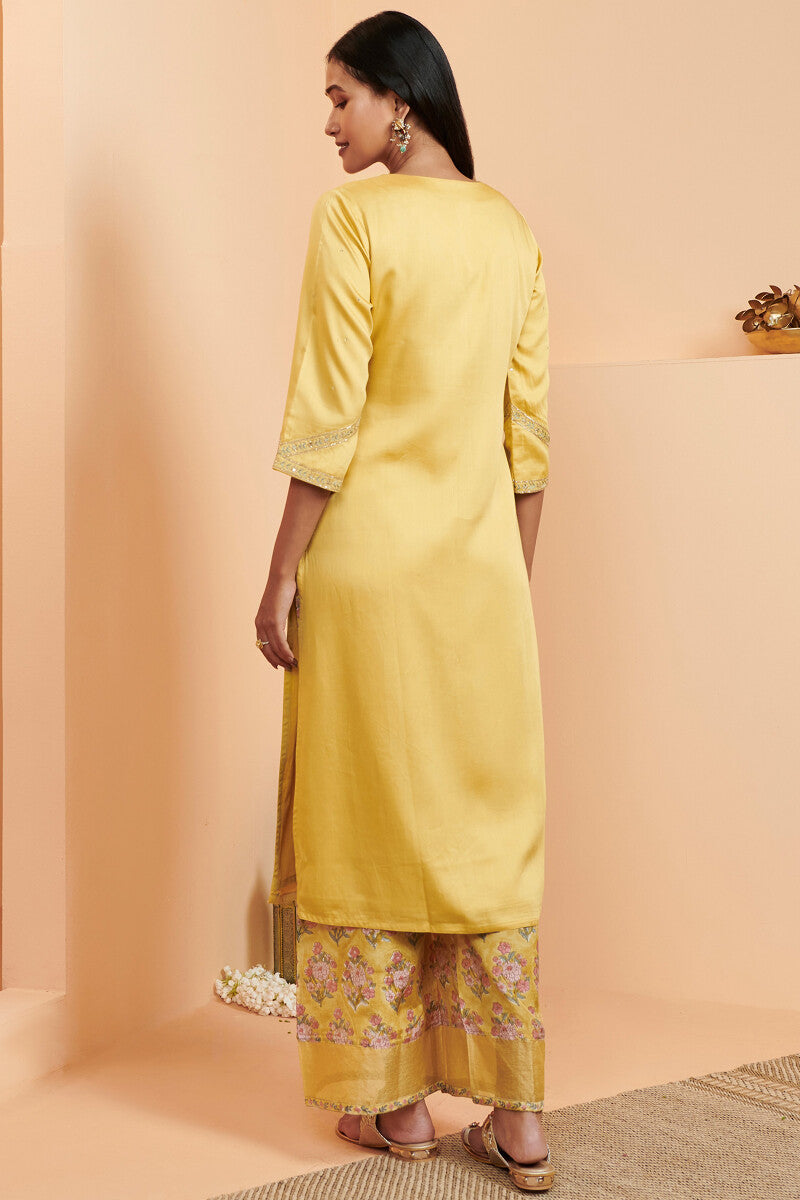 Shirin Mirza Modal Kurta