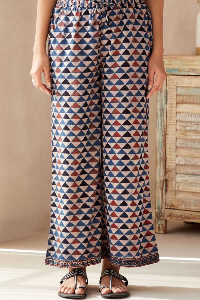 Sehra Nikhat Ajrak Farsi