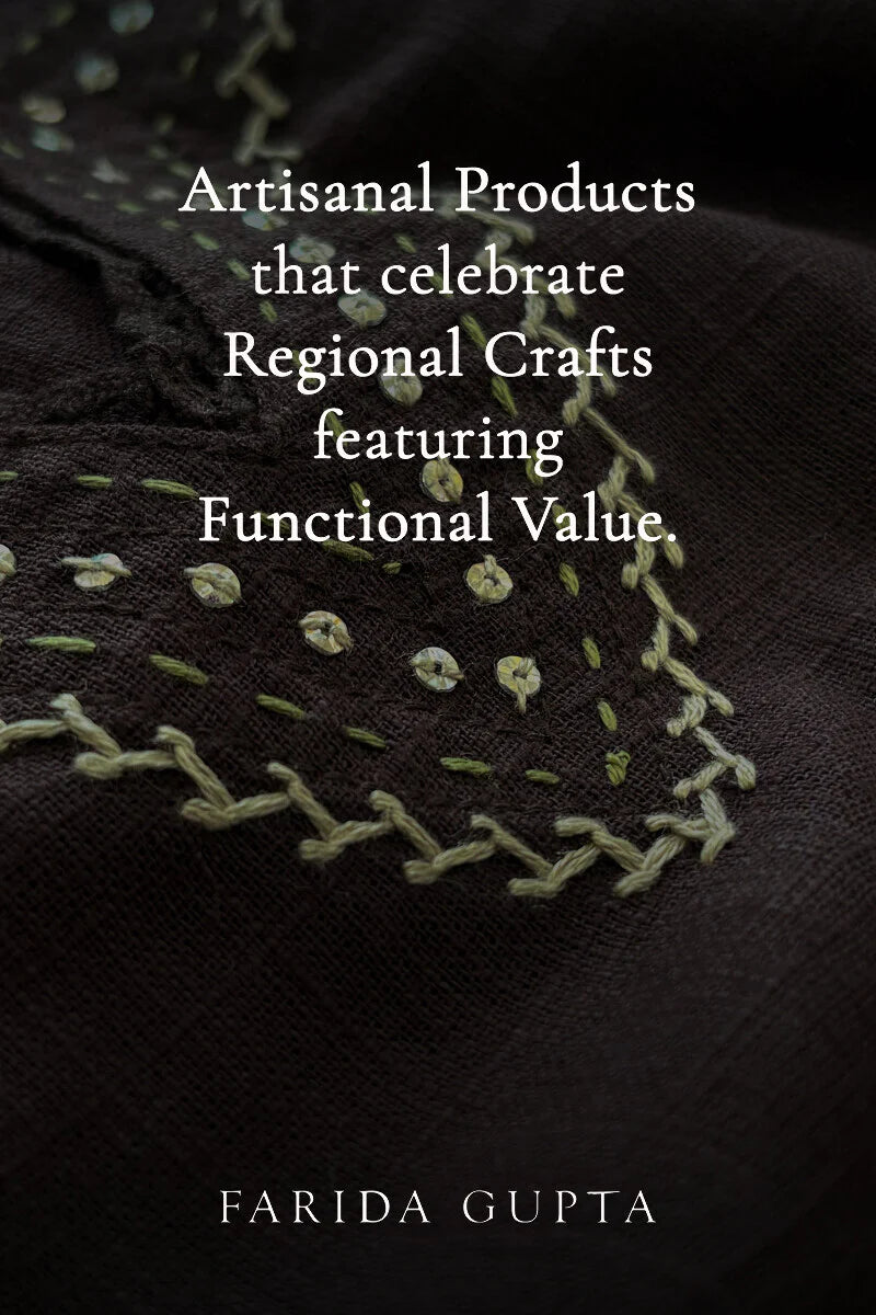 Surplus: Roza Seerat Black Kurta