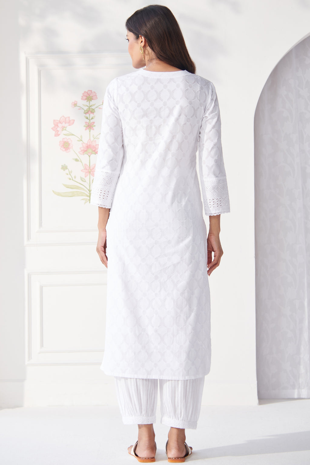 Raahat Aafiyah White Kurta