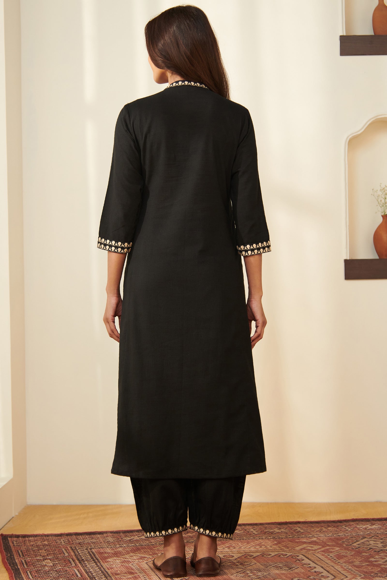 Surplus: Mehraab Bahara Black Kurta