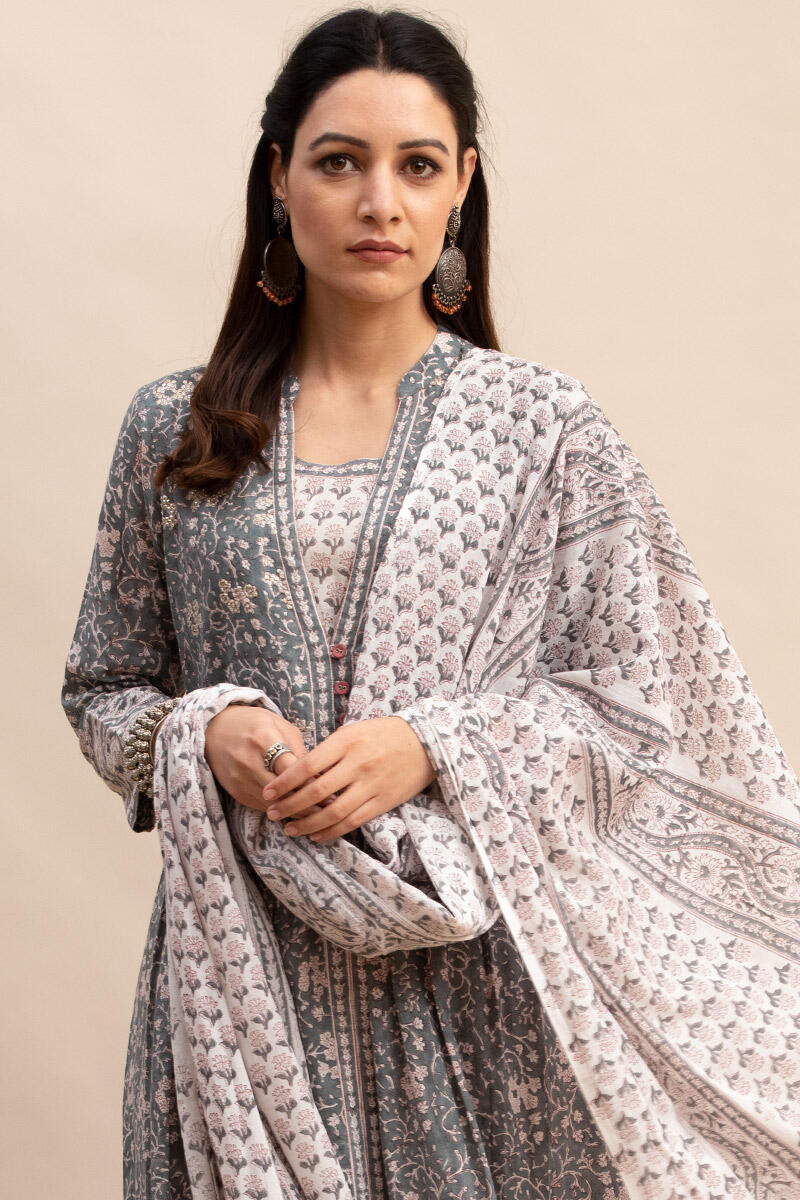 Anahita Zoya Kurta