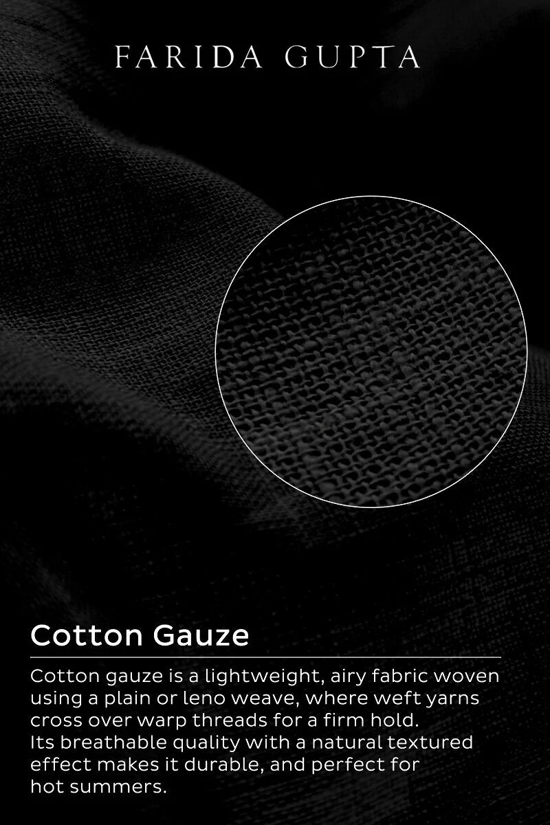 Surplus: Roza Seerat Black Kurta